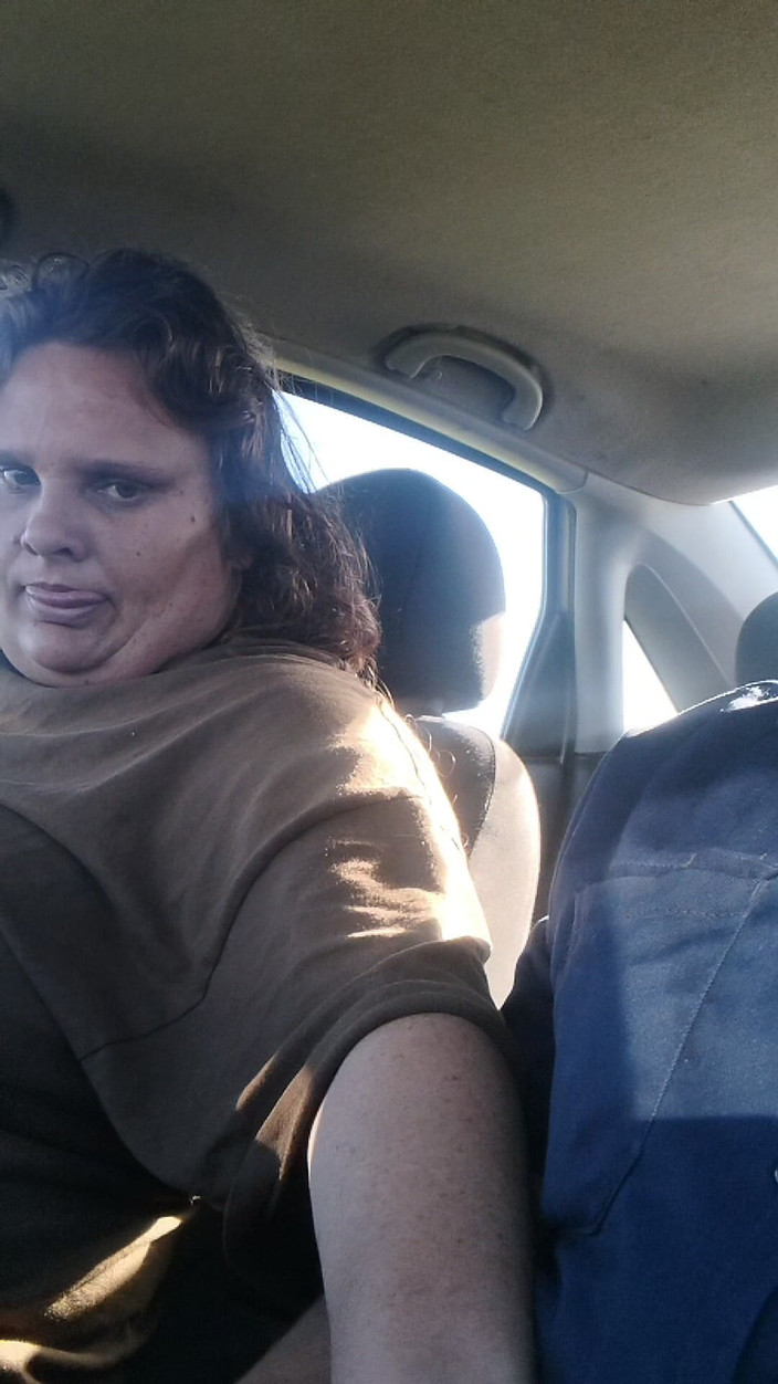 hothouse18xxx: 차에서 Jhonny에게 변태 핸잡을 해주는 Stacy (더티 토크)