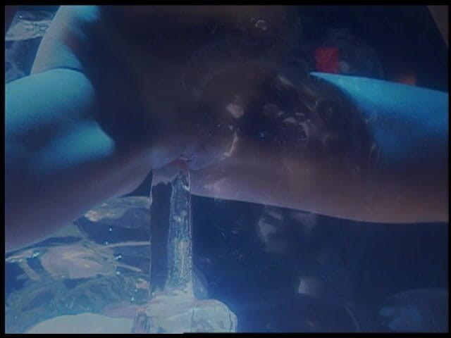 Hot Girlz: Osamělá děvka s pevnými kozami je vzrušená