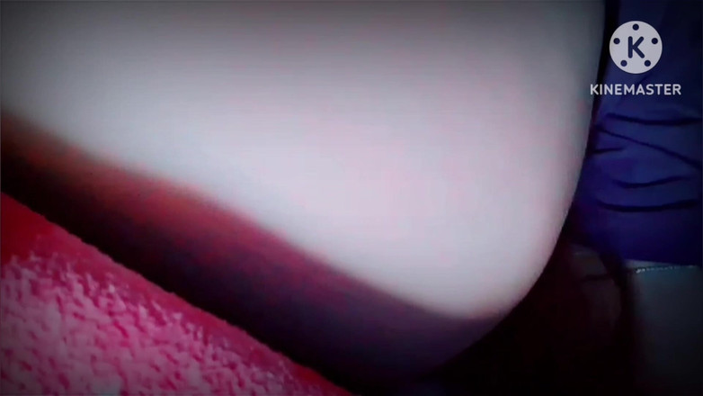 TricolorMusic3: 자위하다 적발된 작은 배다른 여동생! 그녀는 오랫동안 모든 사람에게 몰래 자위를 즐기고 있었다, 그녀는