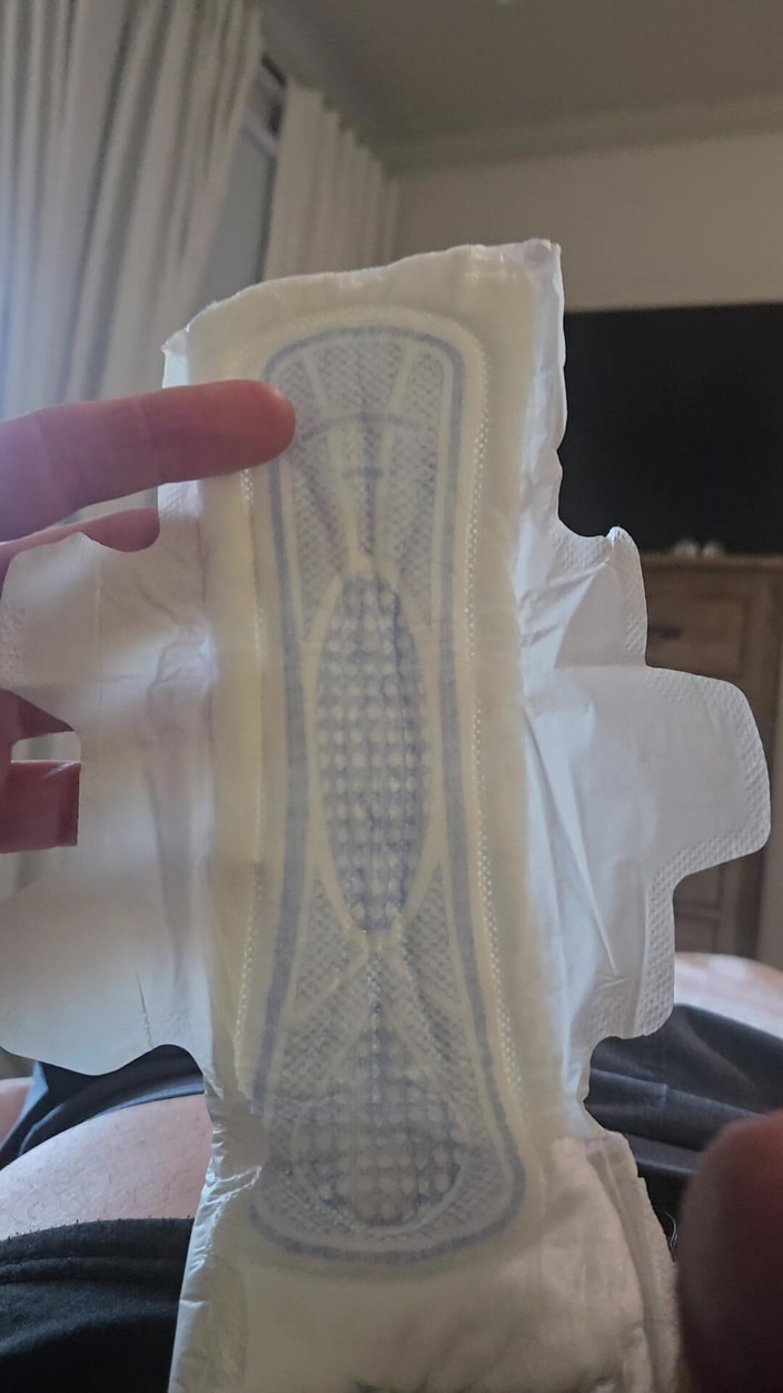 Takepad: Kotex Toallas femeninas atirikt Largas con alas Nocturna atirikt protekshan