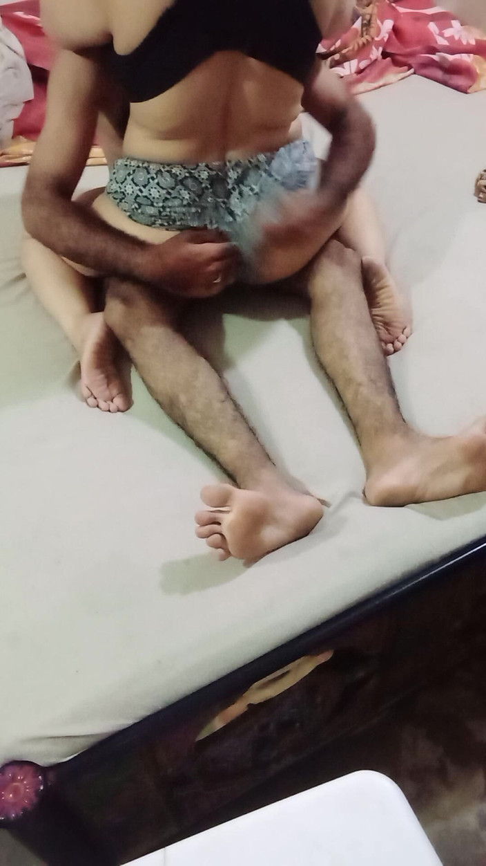 Yasmeen: A fost foarte distractiv să mă fut de Basti, mai întâi...