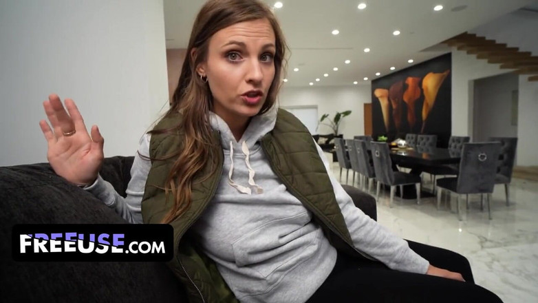 Free use: A mi hijastro le encanta correrse dentro de mi boca...