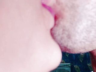 Tumheri Iska: Збуджена подруга так чудово цілується з хлопцем
