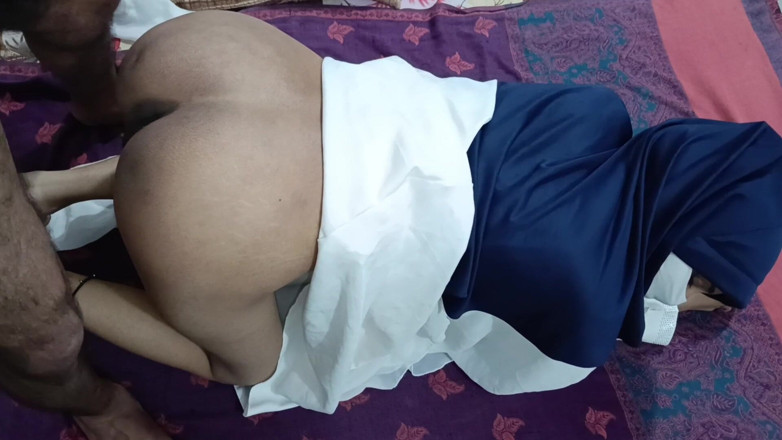 Dearshivani: Hijabi menina é fodida por seu meio-irmão quando vem da faculdade