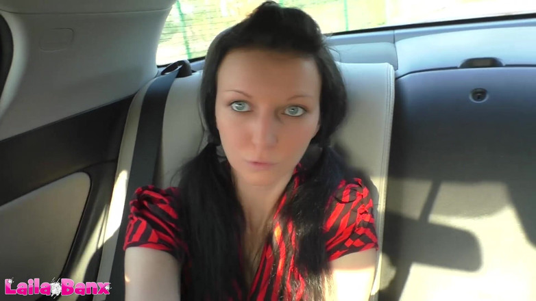 Laila Banx: Kundička taxi! Kunda prstění městem