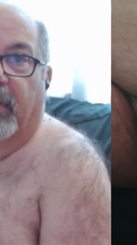 Wanking off While Commenting on Porn