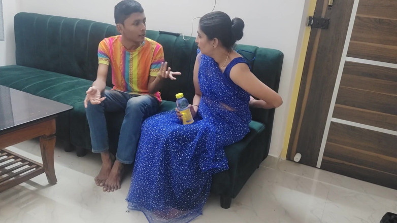 Anjalisingh_sexy: A Desi Wife Cheated Teen Boy and Made a Hot...