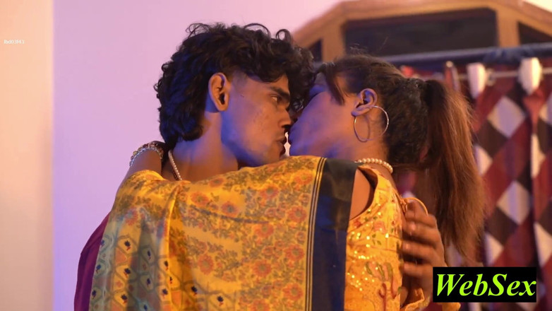 WebSex Premium: インドのハンサムな夫、素晴らしいホットな浮気セックス