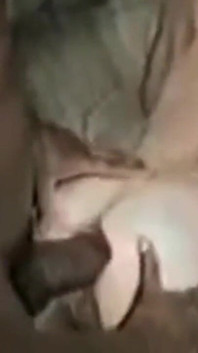 BBC Addiction - 100% Amateur und selbstgedrehte porno-videos. MILFs süchtig nach BBC und interracial knallen.