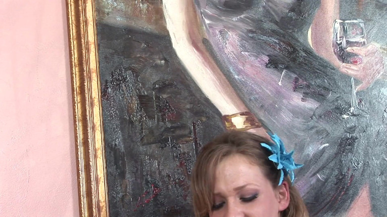 Best Butts: Dirty talk slut likes to make her dude cum on...