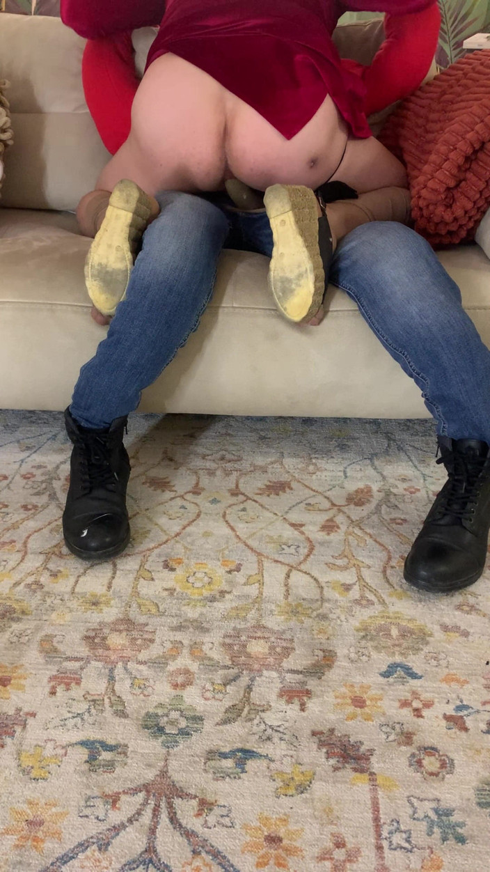 cd_aysemmm: La prima esperienza sessuale del mio figliastro