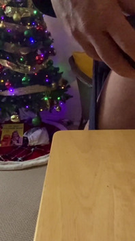 Natale si sega con un giocattolo al rallentatore