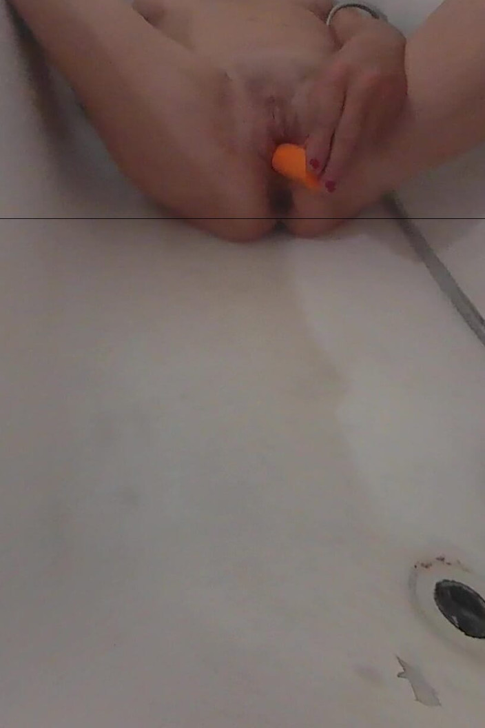 Lizzy Yum VR: Lizzy yum vr 2025 lagi asik masturbasi sambil mandi sambil bugil #15