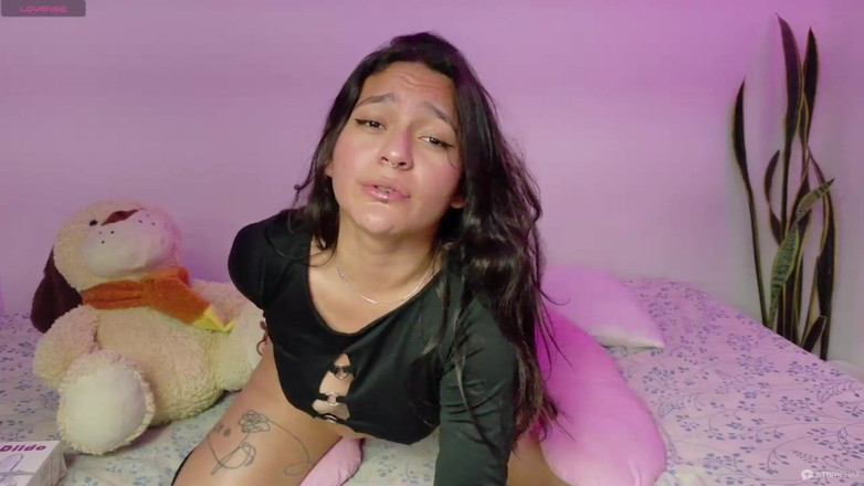 Emilyn Grifs: Sexo petite nude submisive show