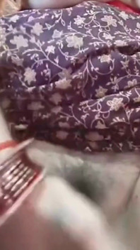 Calda signora indiana scopa a pecorina