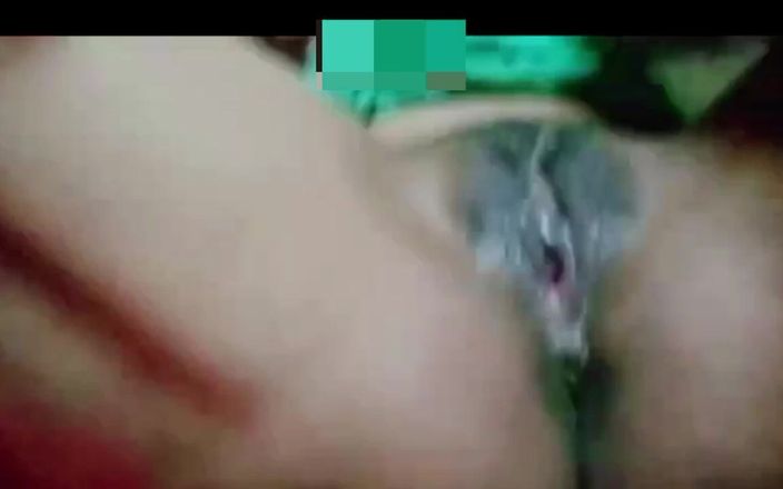 Human creator: Fată indiană desi aplicat ulei în pizda ei și a scos apa...