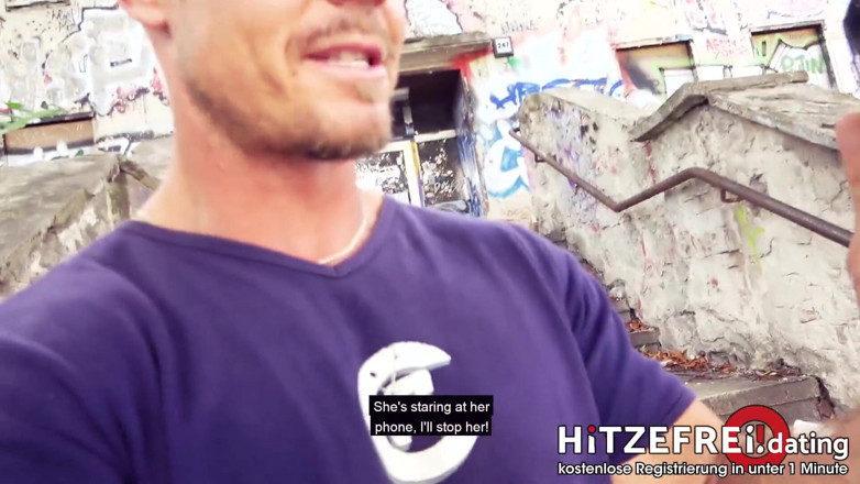 Hitzefrei: Sexy teen zadek! Mina má první venkovní rande! Část 1