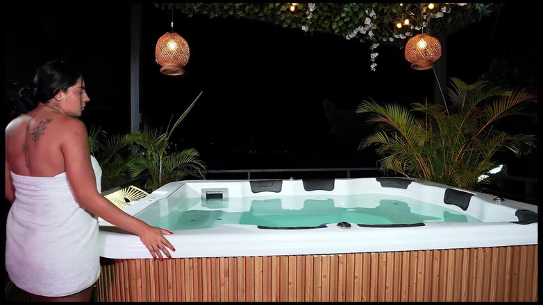 MelaniRincon: Melany Latina vögelt mit dem besten Freund ihres Freundes im...