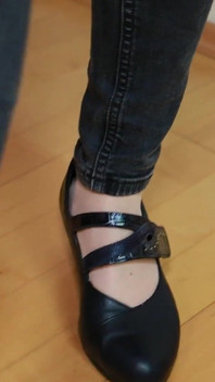 กางเกงน่องบางใส่แล้ว & รองเท้าเต้น - เต้นยั่วเท้าอย่างสง่างาม