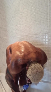 Hair Remove jest bólem. Prawy