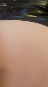 Pepek berubat MILF nakal panas