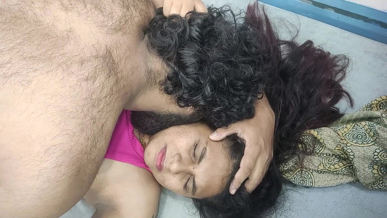 Vaigavarun45: Malayali coppia cazzo caldo in shimmy e piste con buco...
