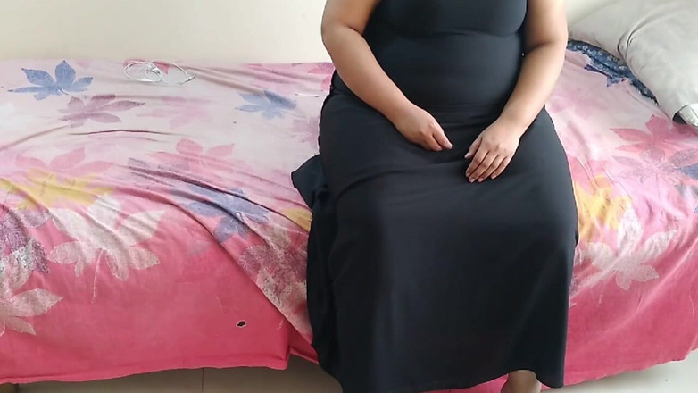 Aria Mia: Grande rabo deepali tia traz seu namorado para sua casa...