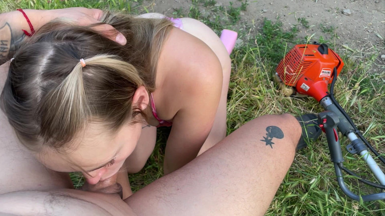 HotPrincessUA: Provocando a una chica en los talones no comienza el...