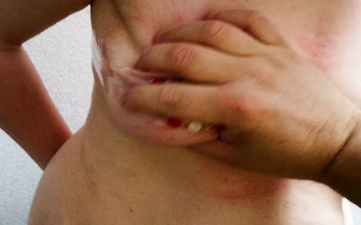 Jana Owens - Extreme BDSM: Tits and thumbtacks