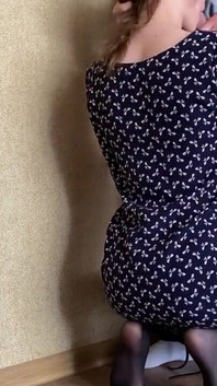 Çay için arkadaşımın yanına gittim, mutfakta amatör