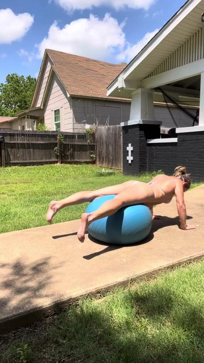 G3t_50m3: Summer Ass