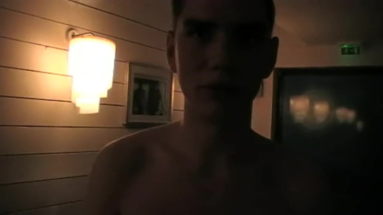 French Twinks Amator videos: Max wird von Mathieu Fetahi in der sauna gefickt