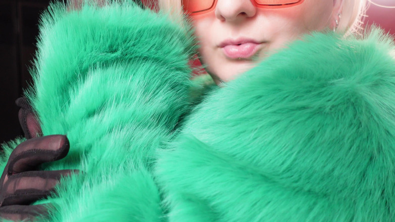 Arya Grander: हॉट फर कोट संग्रह - भाग 3. कामोत्तेजक milf(चोदने लायक मम्मी) Arya Grander