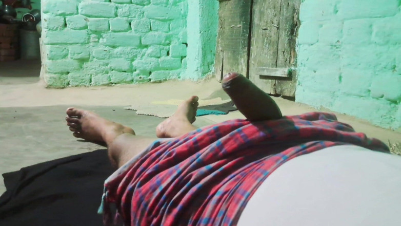 Trilokinath: Ibu tiri bertetek besar dikongkek tukang paip