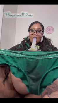 Biggdebbiecakes Leaking Thru Her Panties