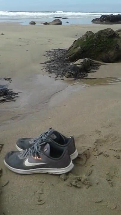 Boy top Amador: Mastubation utomhus på stranden