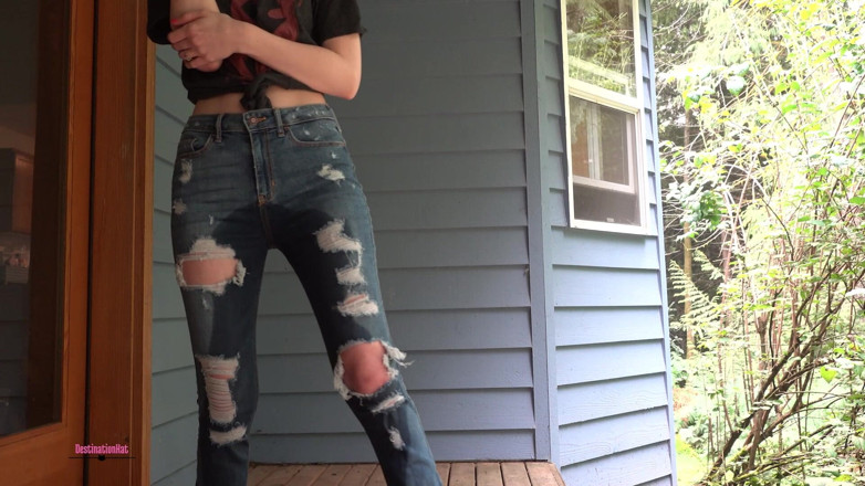 Destination Kat: Pissing in Jeans