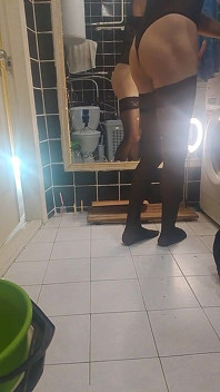 Гра В Туалеті