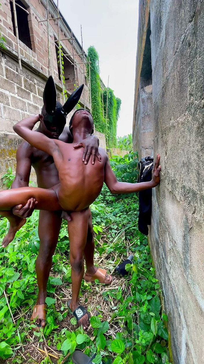 Big Hoss: Big Stepdaddy and Twink Having Fun Behind the River Bank