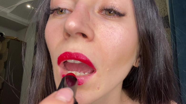 Princess Monica: Viso, bocca, labbra gigantessa fetish