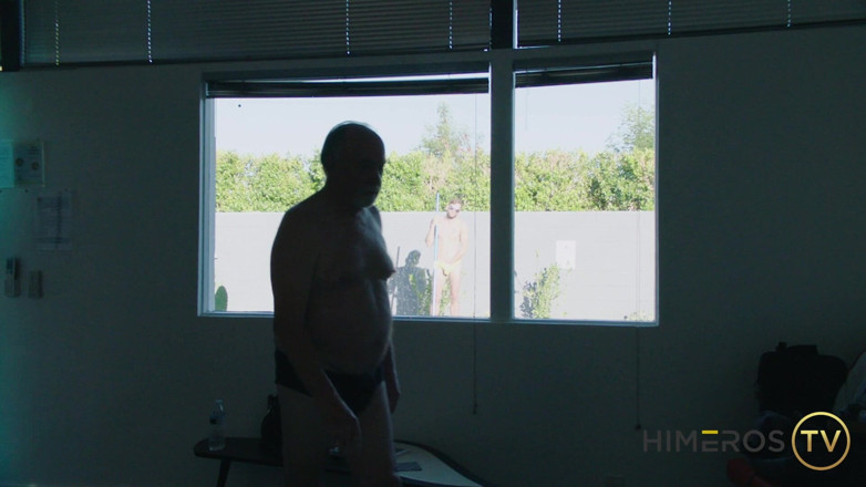 Himeros.tv: Bonus Pool Boy