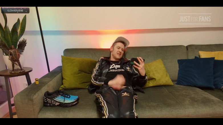 Roman Heart: Cum on Adidas