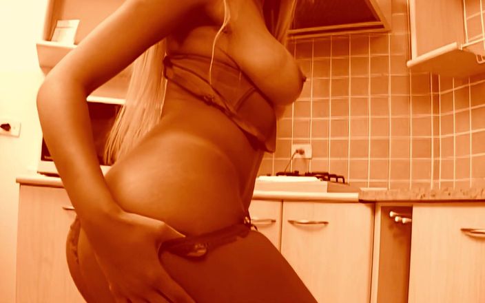 BestPorn85: Агата Мейреллез має глибокий темний секрет