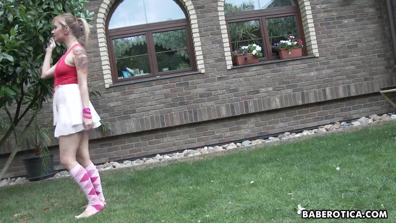 Baberotica: Angel Piaff is such a horny blonde ballerina!