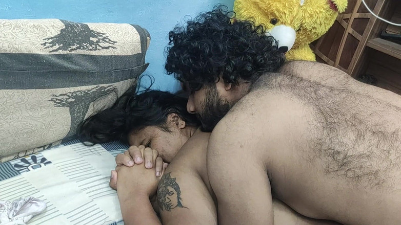 Vaigavarun45: Bini Malayali Seronok Dengan Suami Semasa Berkongkek Keras