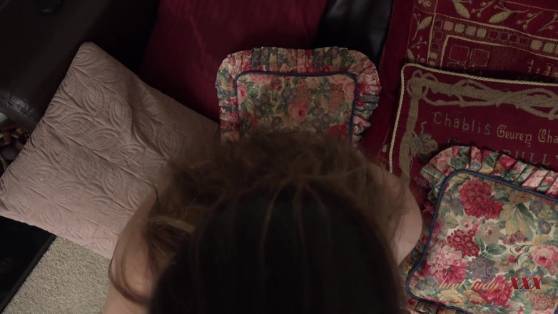 Aunt Judy's XXX: MătușaJudysXXX - Mătușa ta vitregă matură țâțoasă Eva Jayne îți suge pula (Experiență POV)