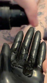 Latex Dom Stretches T-boy