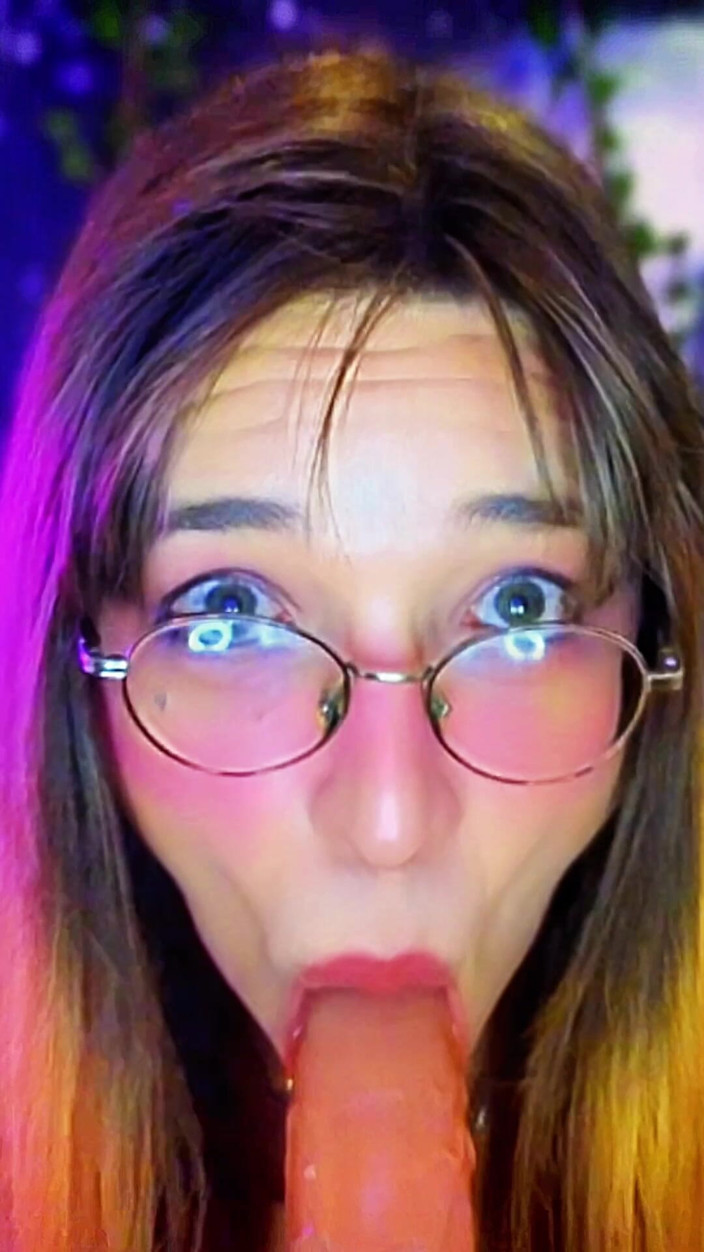 Bella Roar: MILF Trans Dívka Dává Nejlepší Kouření
