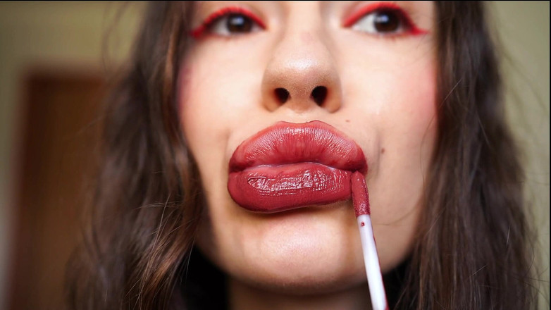 Rarible Diamond: Rebel Gentle Kiss