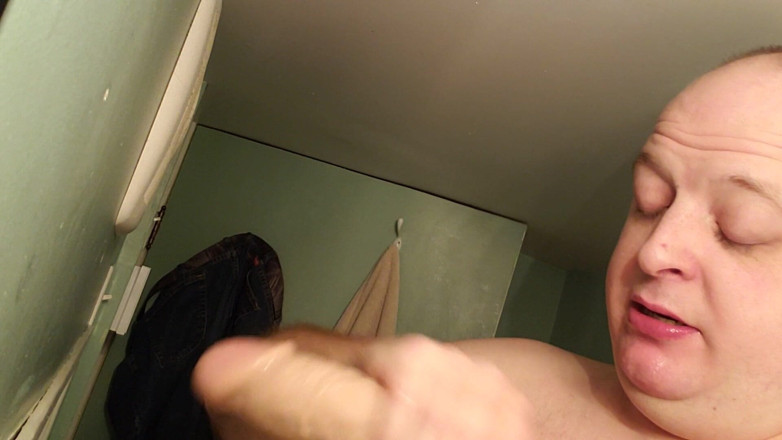 Charlieboy69: Sepong kontol pakai dildo ukuran 2 inci bagian 5
